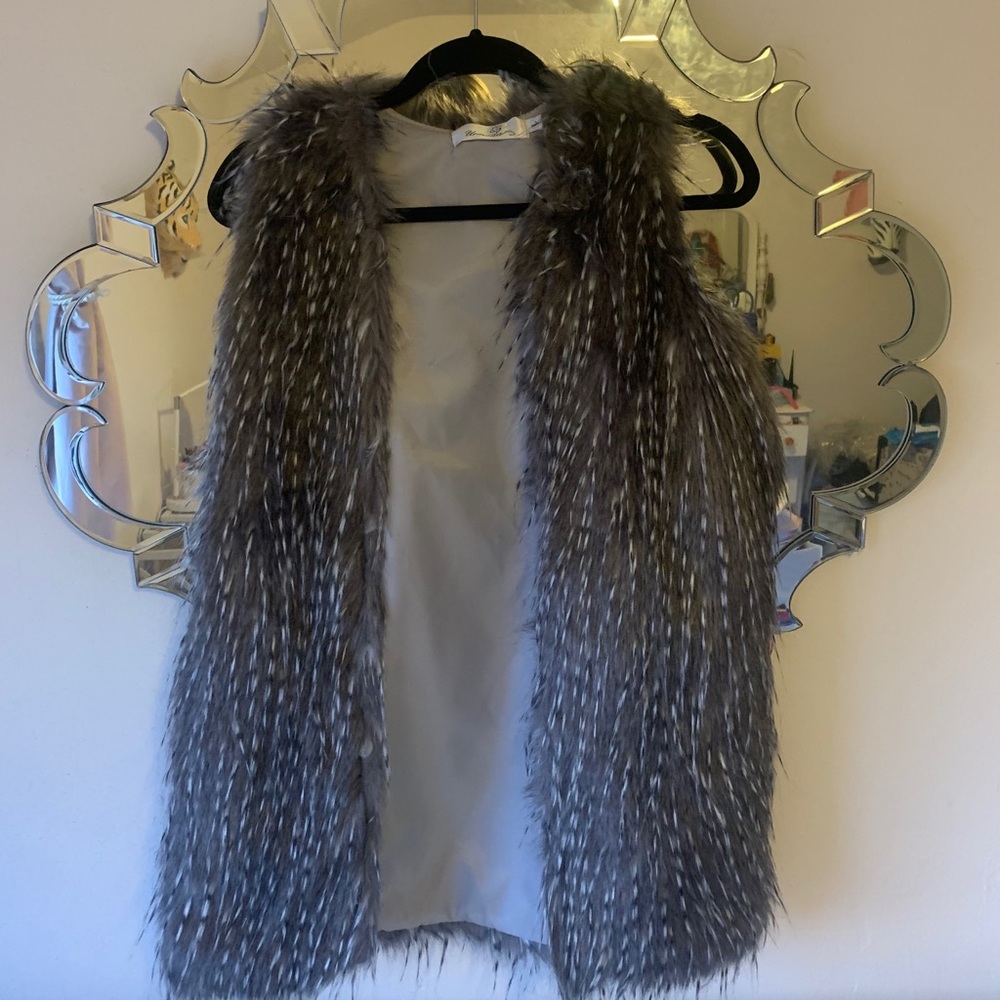 LF gray fluffy fur vest